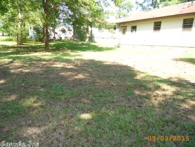 703 N 10th St, Gurdon, AR 71743 - photo 3