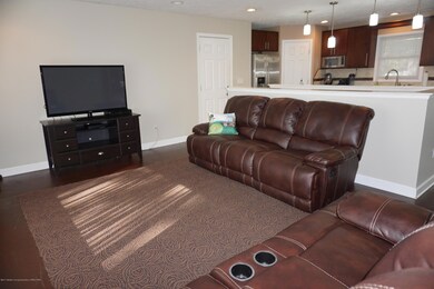 539 S Canal Rd, Lansing, MI 48917 - photo 5