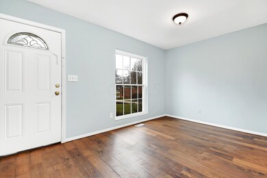 146 W Tarryton Court Columbus OH 43228-4