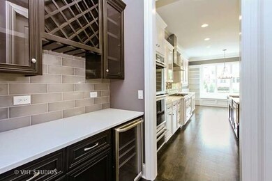 237 N Illinois St, Elmhurst, IL 60126 - photo 4