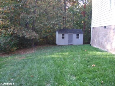 Land/Lot - Nice detached shed