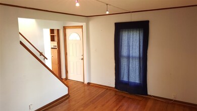 606 W 2nd St, Cedar Falls, IA 50613 - photo 6