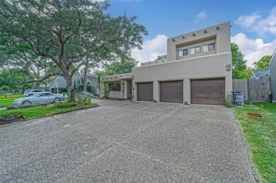 7906 Hilshire Green Dr, Houston, TX 77055 - photo 2