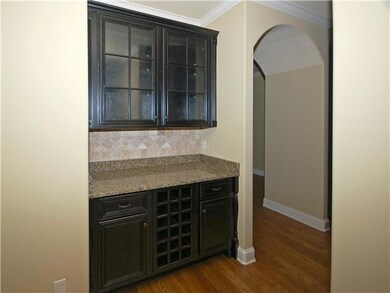 Gorgeous wet bar for enertaining guests!