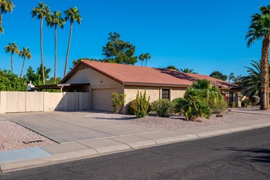 9025N83rdSt-2