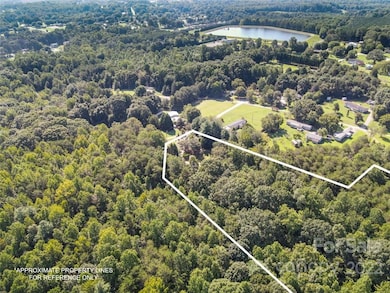 169 Mason Dixon Ln, Statesville, NC 28625 - photo 3