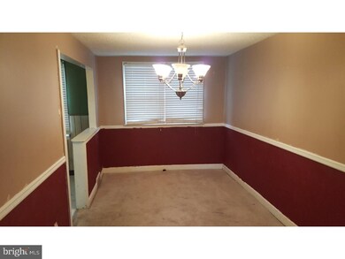 24 Clarendon Dr, Darby, PA 19023 - photo 4