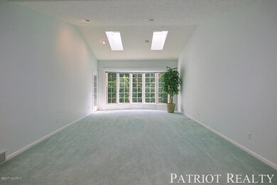 2103 Lamberton Creek Ln NE unit 14, Grand Rapids, MI 49505 - photo 6