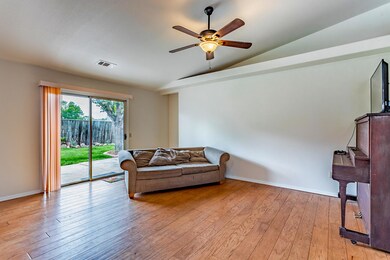 1729 Almaden Dr, Redding, CA 96001 - photo 6