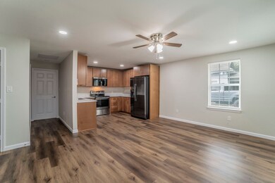 4901 Curzon Ave unit 105, Fort Worth, TX 76107 - photo 4