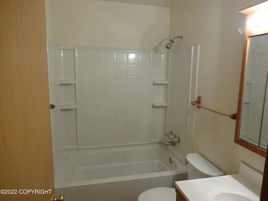 1507 W 45th Ave unit 6, Anchorage, AK 99503 - photo 3