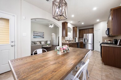 378 Lake Line Dr, Alvin, TX 77511 - photo 6