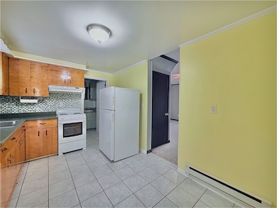 12 Holmes St, Nashua, NH 03060 - photo 3