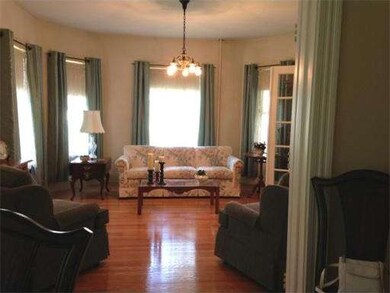 39 Prescott St, North Andover, MA 01845 - photo 3