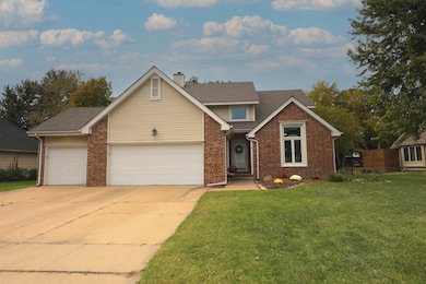 1311 N Tallyrand St, Wichita, KS 67206 - photo 2