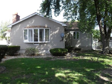 3236 Condit St, Highland, IN 46322 - photo 4