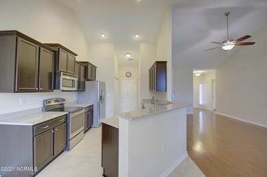 267 Cable Lake Cir, Calabash, NC 28467 - photo 5