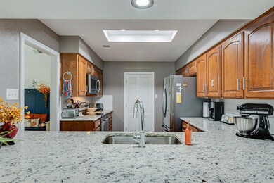 6404 Blake Ct, North Richland Hills, TX 76182 - photo 6