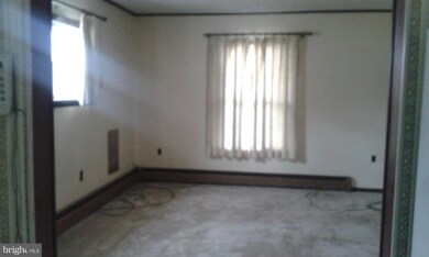 8840 Billingsley Rd, White Plains, MD 20695 - photo 4