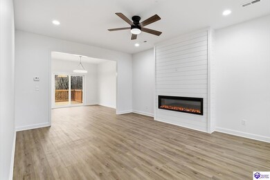 108 Danbrook Ct, Radcliff, KY 40160 - photo 4