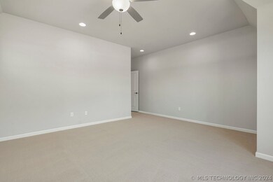 902 E 148th Place S, Glenpool, OK 74033 - photo 6