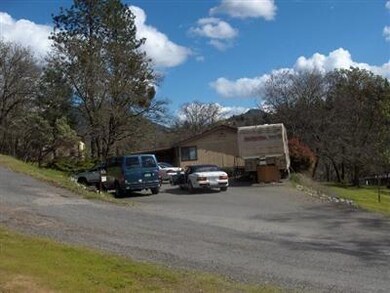 432 SE Grandview Ave, Grants Pass, OR 97527 - photo 3