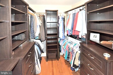 16057 Hayes Ln, Woodbridge, VA 22191 - photo 6