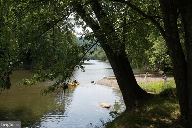 252 Honey Locust Ln, Great Cacapon, WV 25422 - photo 2