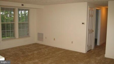 904 Cedar Crest Ct unit C, Edgewood, MD 21040 - photo 3