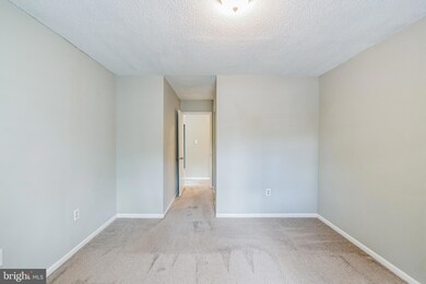 11415 Stoney Point Place, Germantown, MD 20876 - photo 4