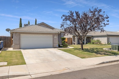 2-web-or-mls-235-w-pilot-ave