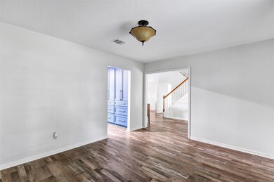 3913 Spring Circle Dr E, Pearland, TX 77584 - photo 6