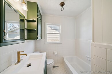 522 E 6th St, Claremore, OK 74017 - photo 7