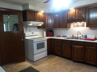 1811 E 1st St, Merrill, WI 54452 - photo 6