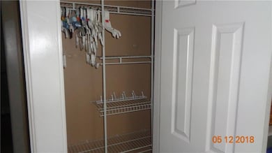 404 Harrison Ave, Vandergrift, PA 15690 - photo 4