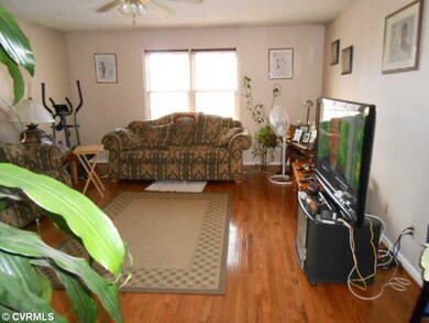 1816 New Lincoln Cir, Hopewell, VA 23860 - photo 3