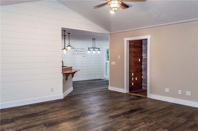 2029 Evergreen Ct, Mattoon, IL 61938 - photo 6