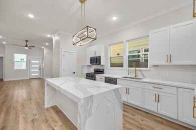 7408 Cora St, Houston, TX 77088 - photo 6