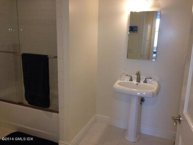 275 Greenwich Ave unit 3 D, Greenwich, CT 06830 - photo 5