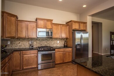 181 W Las Palmaritas Dr-8