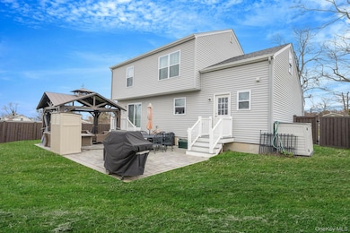 66 Locust Dr, Kings Park, NY 11754 - photo 5