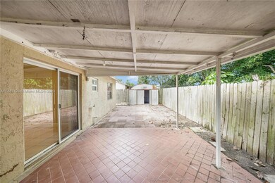 4900 Pimlico Ct, West Palm Beach, FL 33415 - photo 6