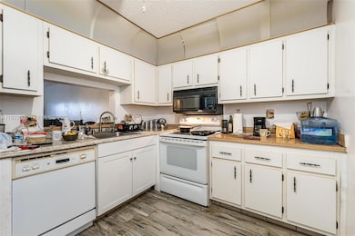 2840 Somerset Dr unit 207M, Lauderdale Lakes, FL 33311 - photo 5