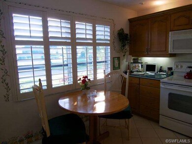 Eat in Kitchen dining
