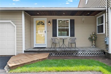 116 Locust Glen Dr, Cranston, RI 02921 - photo 3