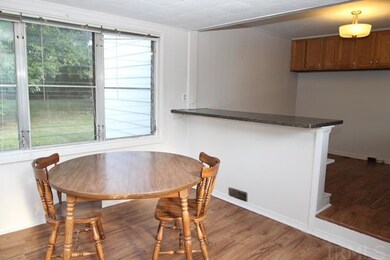 1212 E 15th St, Muncie, IN 47302 - photo 5