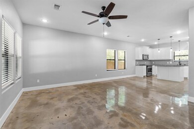 924 W Florence St, Denison, TX 75020 - photo 4