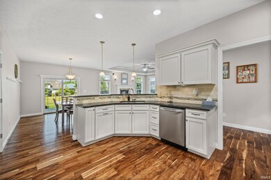 158 Colonial Ct, West Lafayette, IN 47906 - photo 3