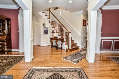 8291 Elm Shade Ct, Vienna, VA 22182 - photo 2