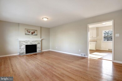 17917 Oak Ridge Dr, Hagerstown, MD 21740 - photo 7